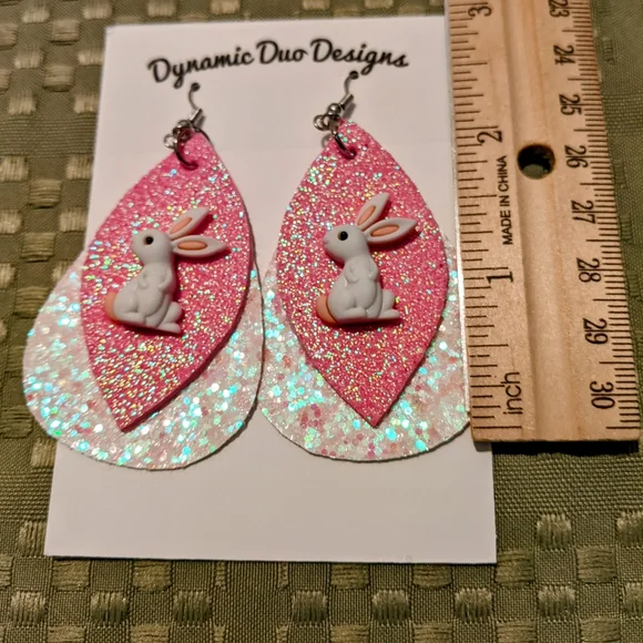 Barbie Pink Bunny Rabbit Glitter Earrings  Easter Brand New - Picture 8 of 9